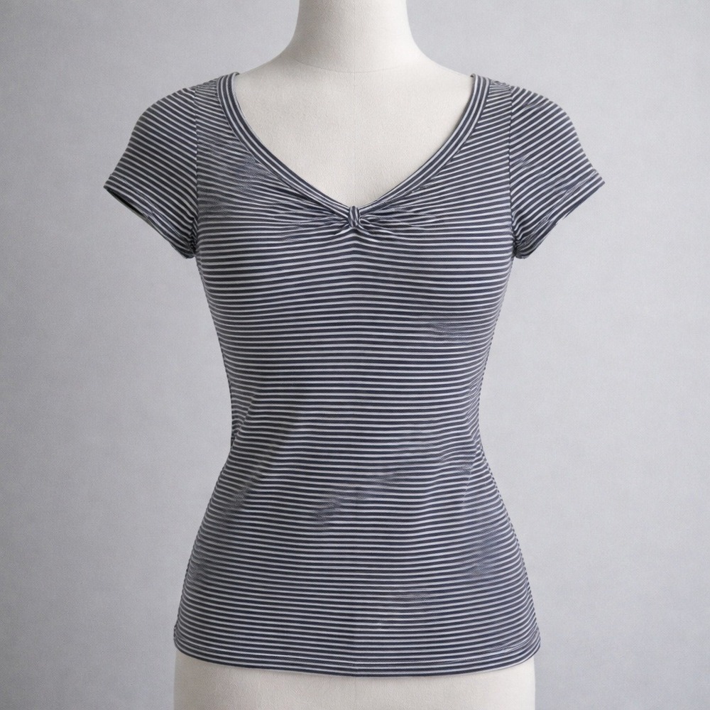 Express Sexy Basic Tee Womens Small Black White Striped Ruched Scoop‎ Neck Top